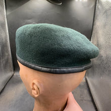 Charger l'image dans la galerie, Genuine British Army Forces Rifles Wool Beret - Size 59 - The Militaria Shop