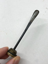 Load image into Gallery viewer, Original WW1 British Army SMLE Lee Enfield Brass Oil Bottle EFD Marked - The Militaria Shop