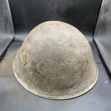 Charger l'image dans la galerie, Original WW2 British/Canadian Army Mk3 Turtle Combat Helmet - The Militaria Shop