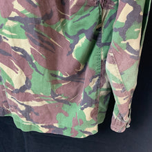 Charger l'image dans la galerie, Genuine British Army DPM Camo Lightweight Combat Jacket - 170/104 - The Militaria Shop
