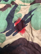Lade das Bild in den Galerie-Viewer, Genuine Army Surplus British DPM Camouflaged Combat Smock Jacket - Size 170/104 - The Militaria Shop