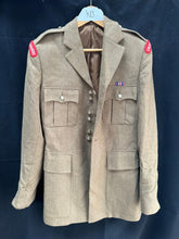 Lade das Bild in den Galerie-Viewer, British Army Surplus Grade 1 No.2 Service Dress Jacket - Guards - Size 182/92/76 - The Militaria Shop