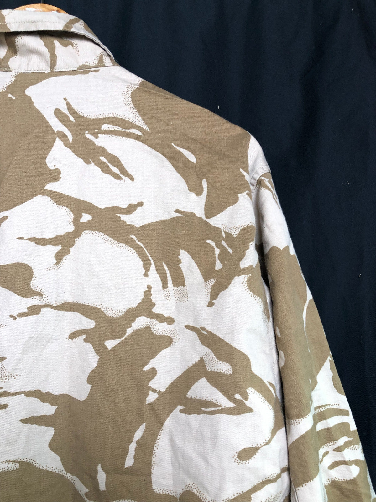 Genuine British Army Desert DPM Camouflaged Combat Jacket - Size 170/104 - The Militaria Shop