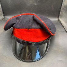 Lade das Bild in den Galerie-Viewer, British Army Women's Royal Peaked Cap - Size 57 - The Militaria Shop
