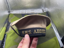 Lade das Bild in den Galerie-Viewer, Vintage British Royal Navy Ratings White Cap with HMS Abdiel Cap Tally - 53cm - The Militaria Shop