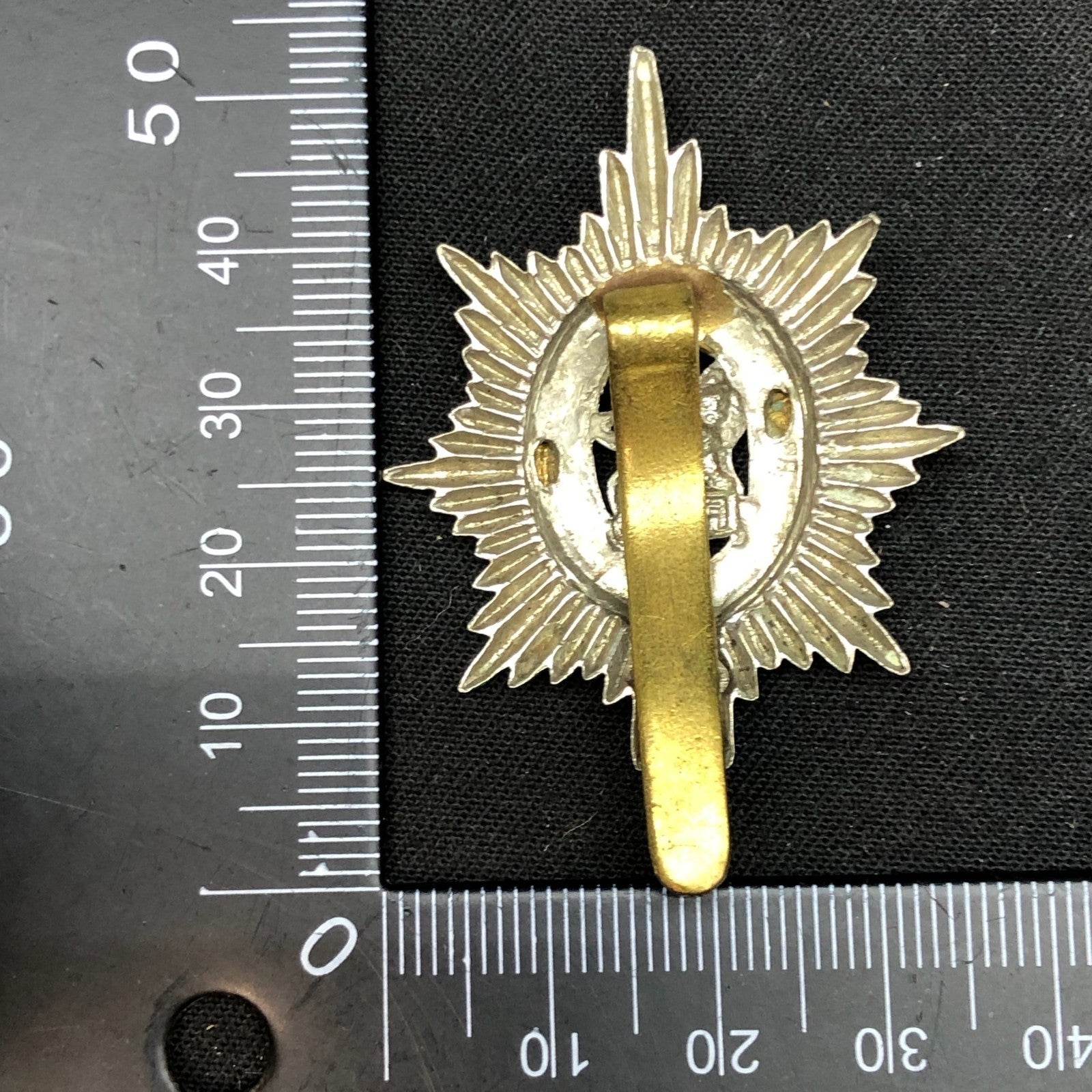 Original WW2 British Army Cap Badge - Worcestershire Regiment - The Militaria Shop