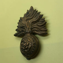 Lade das Bild in den Galerie-Viewer, Original British Army Cap Badge - Royal Fusiliers - The Militaria Shop