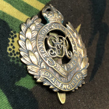 Lade das Bild in den Galerie-Viewer, Image #3