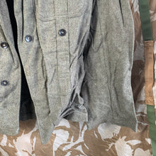 Load image into Gallery viewer, West German Field Jacket Green Wool Shirt Military Uniform Germany - 35" Chest - The Militaria Shop