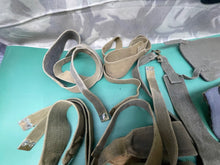 Lade das Bild in den Galerie-Viewer, Original Large Group of British Army 37 Pattern Mixed Webbing - The Militaria Shop