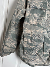Load image into Gallery viewer, Surplus US Air Force UCP Uniform Jacket 8R - The Militaria Shop