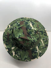 Load image into Gallery viewer, Genuine US Army Jungle Camouflage Boonie Sun Hat Warm Type II - Size 8 1/2 - The Militaria Shop