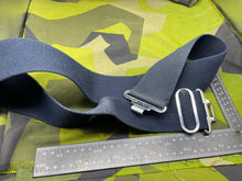 Charger l'image dans la galerie, Original British Royal Navy Blue Canvas Stable Belt - Approx 40" Waist - The Militaria Shop