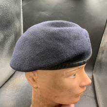 Lade das Bild in den Galerie-Viewer, Genuine British Army Forces All Regiments Wool Beret - Size 58 - The Militaria Shop