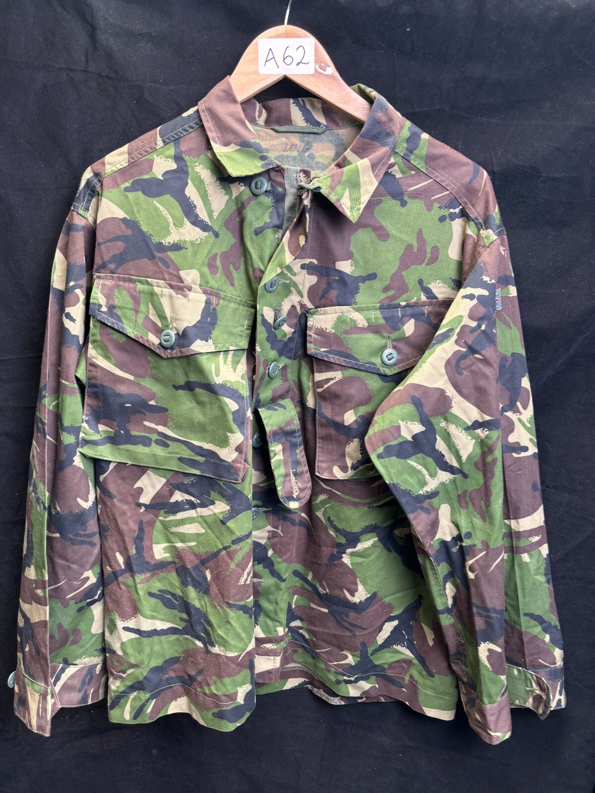 Surplus British Army DPM Camouflaged Jacket Combat Lightweight-170/104 - The Militaria Shop