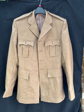 Charger l'image dans la galerie, Grade 1 British Army FAD No2 Dress Uniform Jacket - Size 182/92/76 - The Militaria Shop