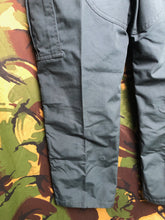 Load image into Gallery viewer, Vintage 511 Combat Tactical Series Cargo Pants Trousers - Size Medium Short - The Militaria Shop