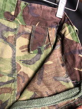 Charger l'image dans la galerie, Genuine British Army DPM Camouflaged Lightweight Trousers - Size 75/68/84 - The Militaria Shop