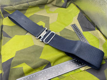 Charger l'image dans la galerie, Original British Royal Navy Blue Canvas Stable Belt - Approx 40" Waist - The Militaria Shop