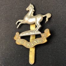 Charger l'image dans la galerie, Original British Army WW1 / WW2 The King's Liverpool Regiment Cap Badge - The Militaria Shop