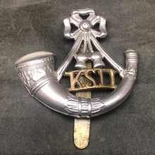 Load image into Gallery viewer, Original WW2 British Army Cap Badge - Kings Shropshire Light Infantry - The Militaria Shop
