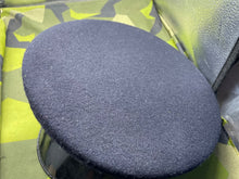 Lade das Bild in den Galerie-Viewer, Original British Army Peaked Cap with EIIR Buttons - Size 57cm - The Militaria Shop