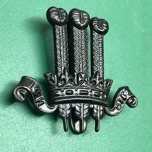 Load image into Gallery viewer, Original British Army Cap Badge - 2nd King Edward VII's Own Gurkha Rifles - The Militaria Shop