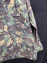 Load image into Gallery viewer, Surplus British Army Woodland DPM Smock Combat Jacket -Size 40inch chest - The Militaria Shop