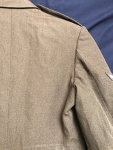 Charger l'image dans la galerie, Genuine British Army No.2 Dress Uniform Jacket - Grade 1 - Size 170/100/84 - The Militaria Shop