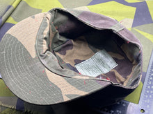 Charger l'image dans la galerie, Original BDU Camouflage Cap - Size Small - The Militaria Shop