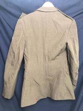 Lade das Bild in den Galerie-Viewer, Original British Army No.2 Dress Uniform Jacket - Grade 1 - Size 176/104/88 - The Militaria Shop