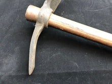 Load image into Gallery viewer, Original WW2 British Army Entrenching Tool & Helve Set - Wartime Dated - The Militaria Shop