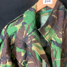 Lade das Bild in den Galerie-Viewer, Genuine British Army Combat DPM Field Jacket Smock Combat - 180/96 - The Militaria Shop