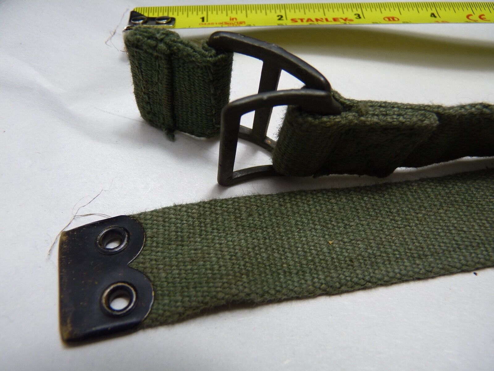 Original WW2 British Army 44 Pattern Shoulder / Extended Equipment Strap - 1945 - The Militaria Shop