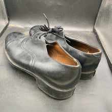 Load image into Gallery viewer, Genuine British Army Black Leather Dress Shoes - Size UK 6 L - The Militaria Shop