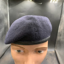 Lade das Bild in den Galerie-Viewer, Genuine British Army Forces All Regiment Wool Beret - Size 54 - The Militaria Shop