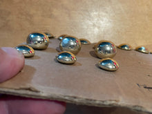 Charger l'image dans la galerie, Group of Original British Army Artillery Ball Stay Brite Buttons on Card - The Militaria Shop