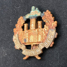 Lade das Bild in den Galerie-Viewer, Original WW2 British Army Cap Badge - Essex Regiment - The Militaria Shop