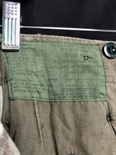 Load image into Gallery viewer, British Army DPM 68 Pattern Trousers - Size 4 - 30" Waist - The Militaria Shop