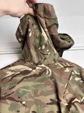 Charger l'image dans la galerie, Surplus British Army MTP Smock Combat Windproof -Size 160/96 - The Militaria Shop