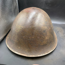 Charger l'image dans la galerie, Original British/Canadian Army WW2 Mk3 Turtle High Rivet Combat Steel Helmet - The Militaria Shop