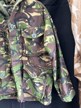 Load image into Gallery viewer, British Army DPM Camouflaged jacket Smock Windproof -Size 160/104 - The Militaria Shop