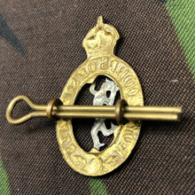 Load image into Gallery viewer, Original British Army Collar Badge - Royal Corps of Signals RCOS - The Militaria Shop