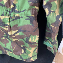 Lade das Bild in den Galerie-Viewer, Genuine British Army Combat DPM Temperate Jacket Smock Combat - 180/96 - The Militaria Shop