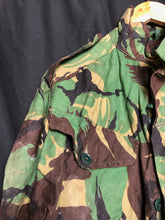 Lade das Bild in den Galerie-Viewer, Genuine Army Surplus British DPM Camouflaged Combat Smock Jacket - Size 170/104 - The Militaria Shop