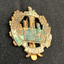 Load image into Gallery viewer, Genuine WW2 British Army Brass Cap Badge - Essex Regiment - The Militaria Shop