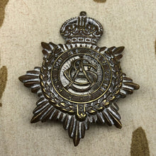 Load image into Gallery viewer, Original WW1 British Army Officers Army Service Corps ASC Cap Badge - The Militaria Shop