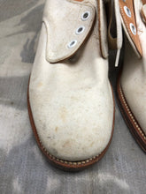 Load image into Gallery viewer, Genuine British Army Women's White Summer Shoes - WW2 Pattern - Size UK 3 S - The Militaria Shop