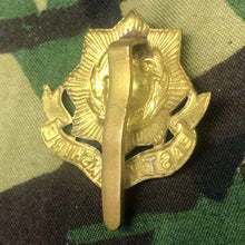 Load image into Gallery viewer, Original WW2 British Army Cap Badge - East Yorkshire Regiment - The Militaria Shop