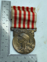 Lade das Bild in den Galerie-Viewer, Original WW1 French Commemorative War Medal - The Militaria Shop